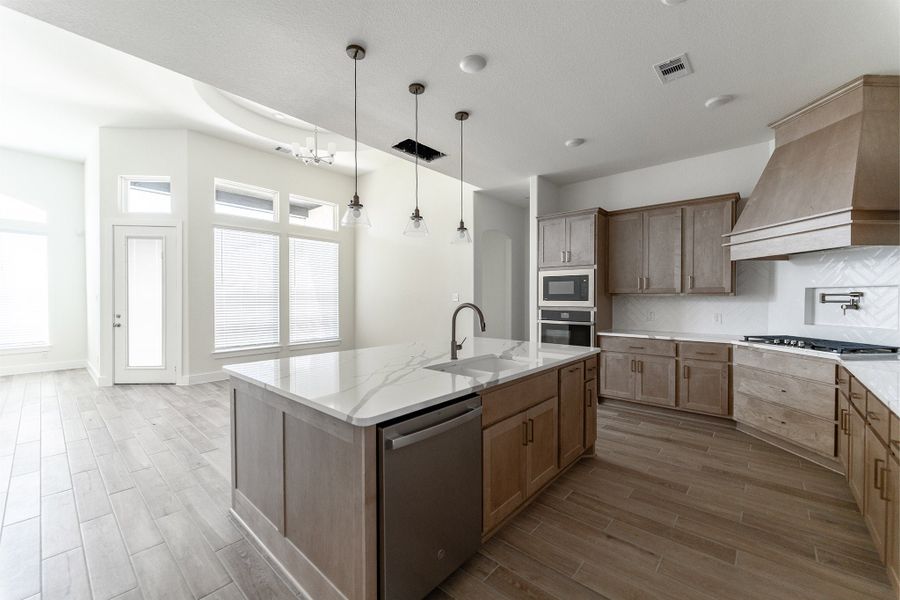 Furnished interior view inside a new home in Westwood, League City (Image 5).