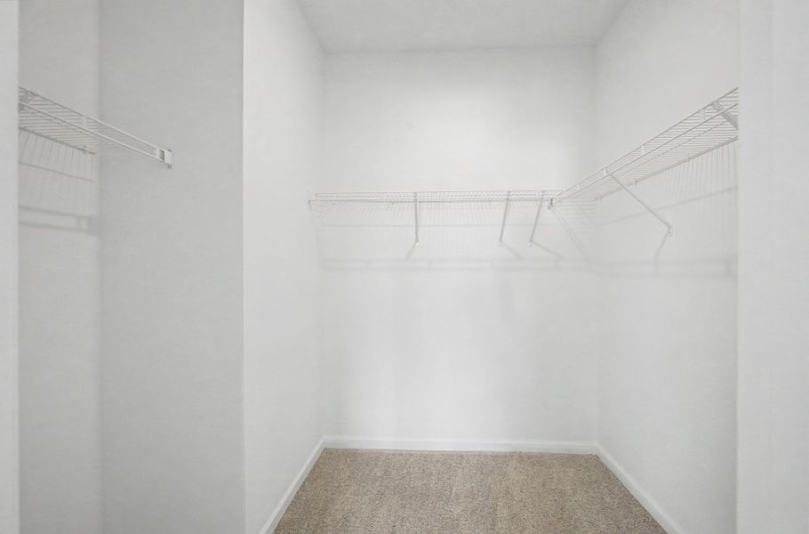 Spacious, unfurnished interior of a new home in The Oaks, Clarksville (Image 23).