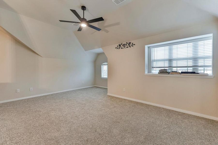 The upstair spaces are like new and have never been lived in since the property was built The upstair spaces are like new and have never been lived in since the property was built