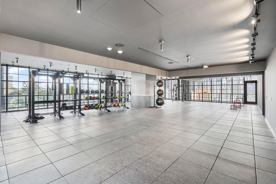 044-601Northeast1stAvenue-Miami-FL-33132