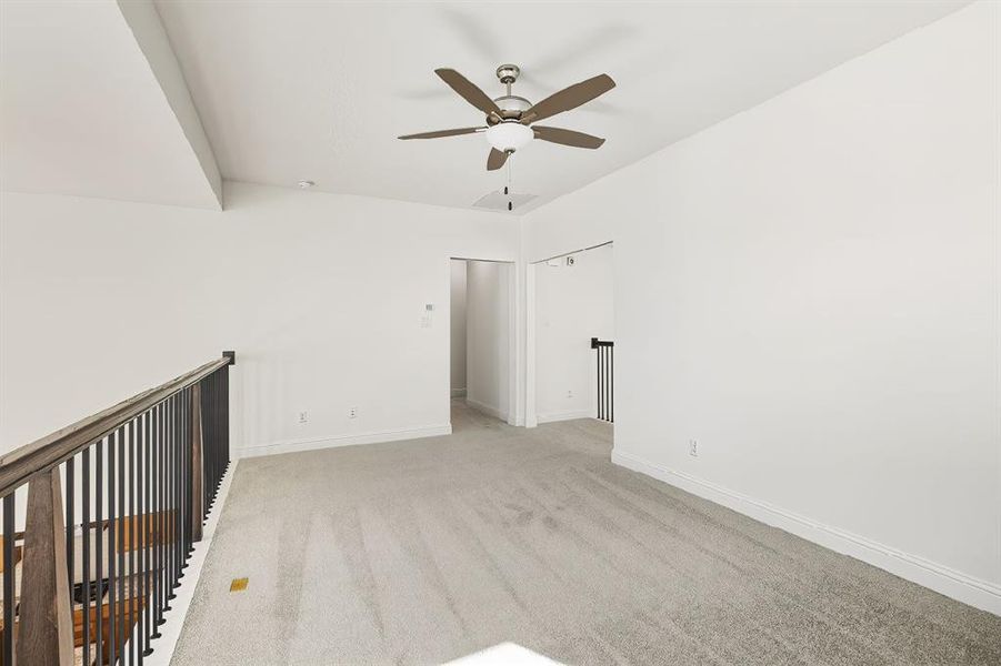 Spacious, unfurnished interior of a new home in Wildflower Ranch, Fort Worth (Image 11).