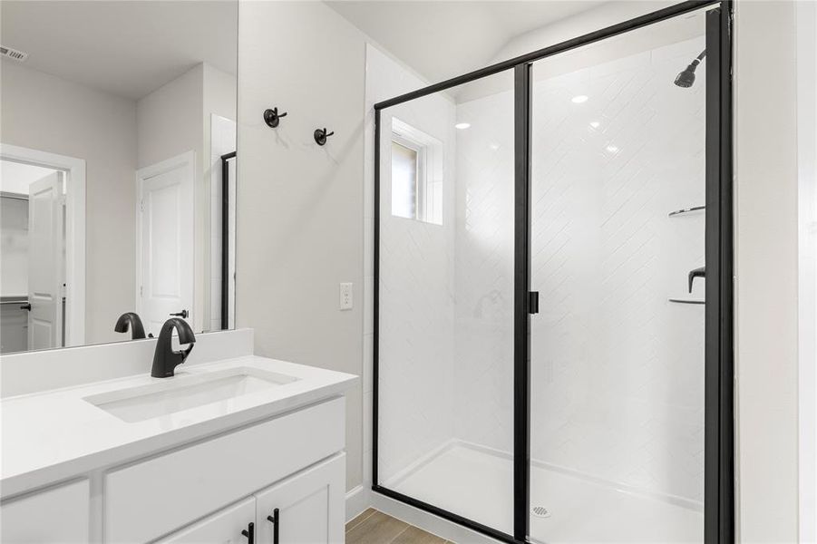 21_22. 2244 Aspen Chase - Bath (3)