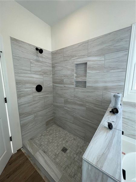 Image 23 of a home in Springwood Grove.