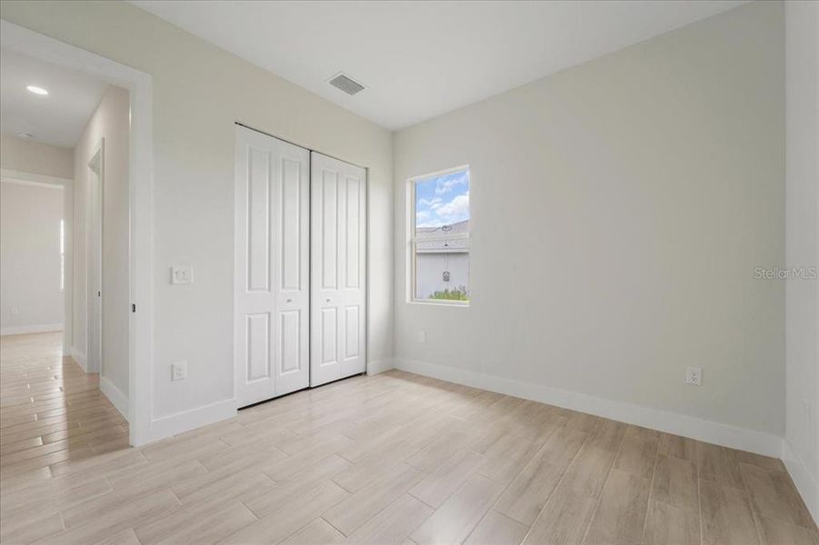 Spacious, unfurnished interior of a new home in , Lehigh Acres (Image 35).