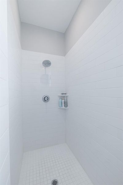 Close-up of interior finishes inside a home in Lago Mar, Texas City (Image 20).