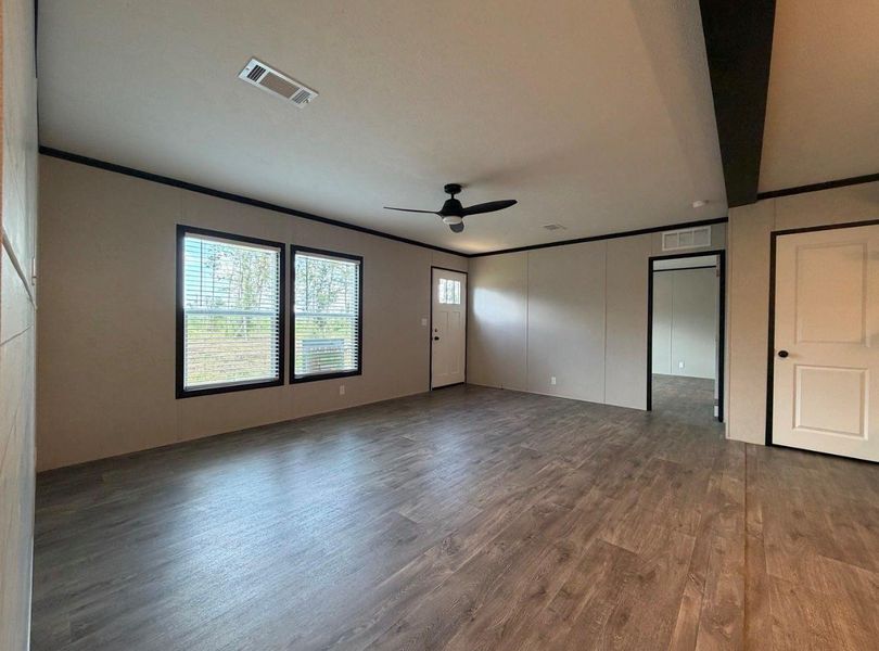 Spacious, unfurnished interior of a new home in , Kirbyville (Image 42). Spacious, unfurnished interior of a new home in , Kirbyville (Image 42).