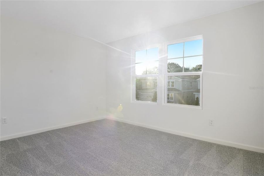 Spacious, unfurnished interior of a new home in Seasons at Aurora Oaks, Ocala (Image 12).