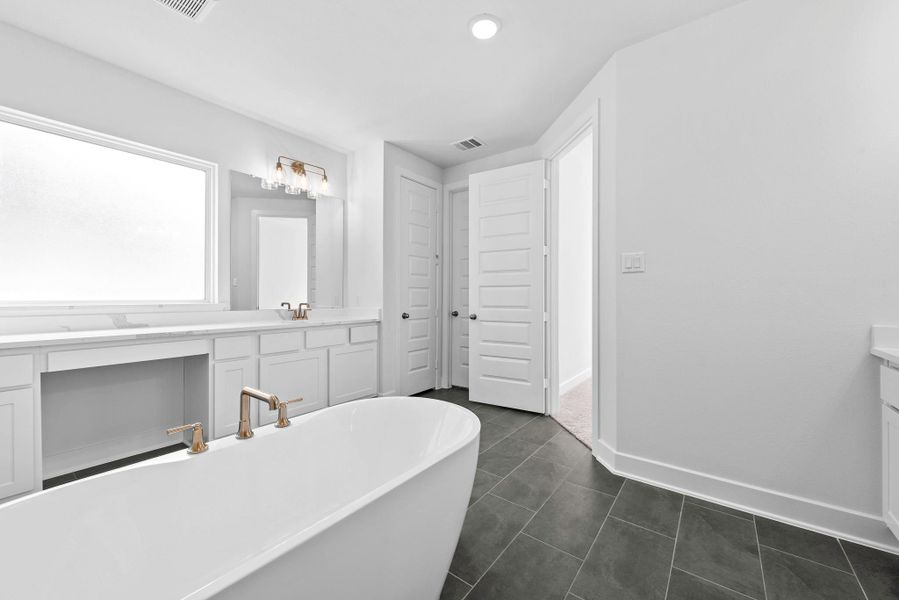 Representative image. Features, specifications, selections and colors may vary.