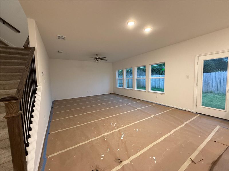 Spacious, unfurnished interior of a new home in Ellis Cove, Seabrook (Image 26).