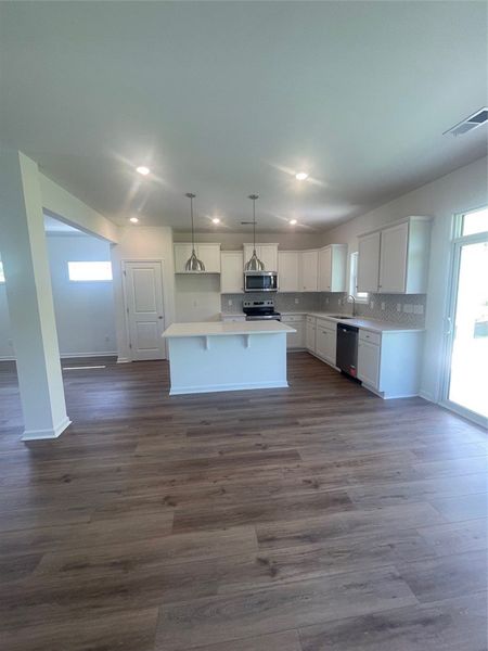 Spacious, unfurnished interior of a new home in Springwood Grove, Central (Image 16). Spacious, unfurnished interior of a new home in Springwood Grove, Central (Image 16).