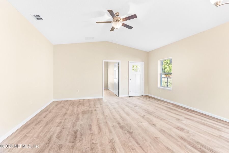 Spacious, unfurnished interior of a new home in , Satsuma (Image 12).
