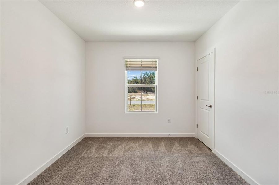 Spacious, unfurnished interior of a new home in Aspire at Glen Aire, Ocala (Image 24).