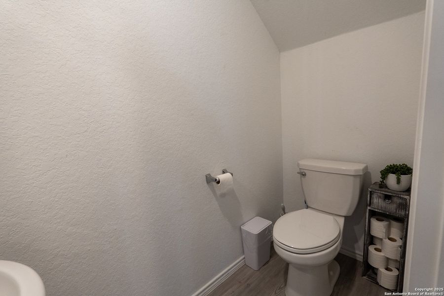 Furnished interior view inside a new home in Mission del Lago: Cottage Collection, San Antonio (Image 11).