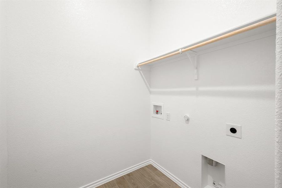 517 Waterford Park- Utility-1 517 Waterford Park- Utility-1