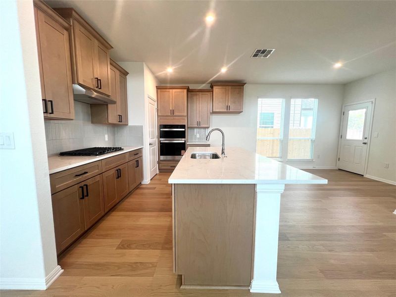 Furnished interior view inside a new home in Porter Country, Buda (Image 4).
