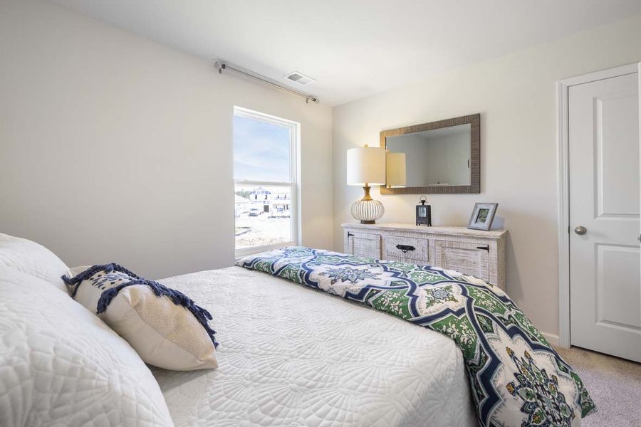 Representative furnished interior of a home built from the GALEN by D.R. Horton in The Pines at New Hampstead, Savannah (Image 41).