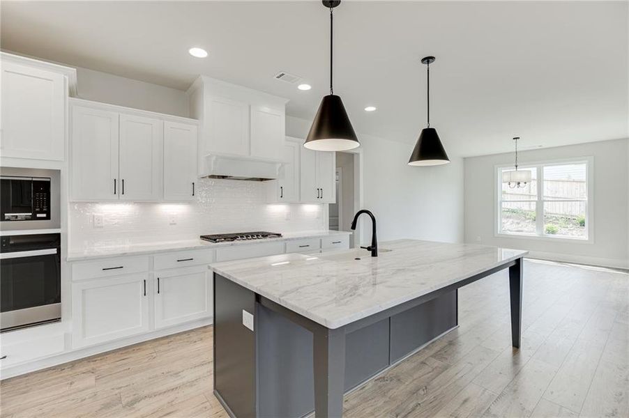 Furnished interior view inside a new home in , Buford (Image 10).