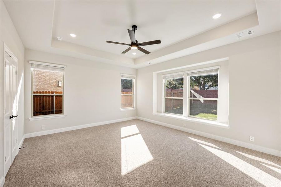 Spacious, unfurnished interior of a new home in The Enclave at Parks of Aledo, Aledo (Image 39). Spacious, unfurnished interior of a new home in The Enclave at Parks of Aledo, Aledo (Image 39).