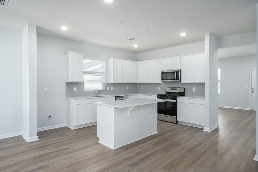 Image 22 of a home in Bradford Pointe.