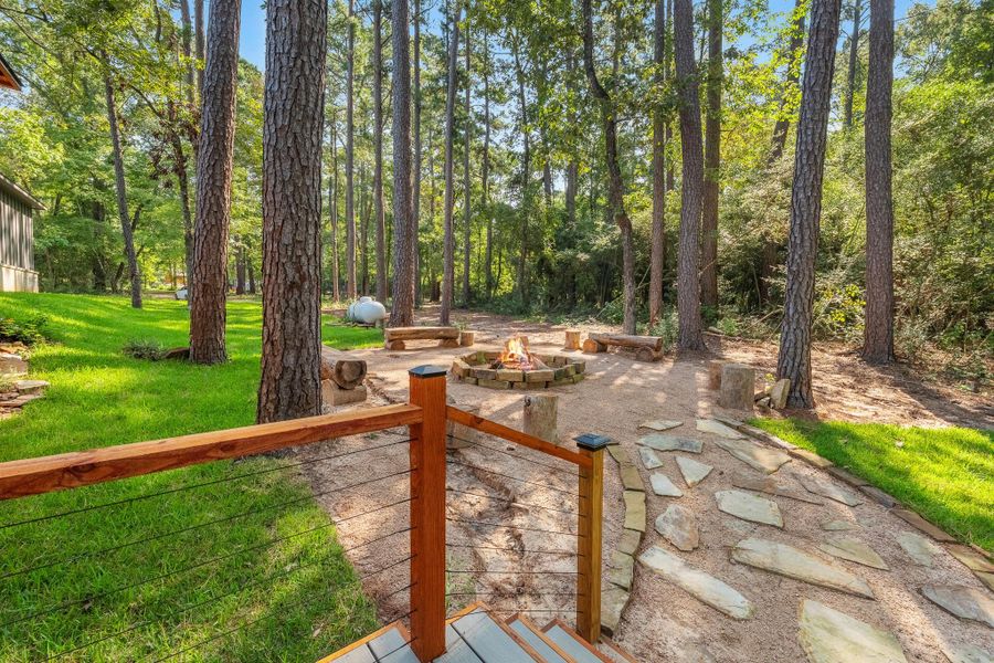 Community amenities in , Livingston (Image 35).