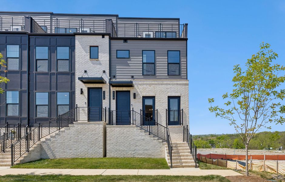 Condo located in Nashville, TN showcasing its design and architecture (Image 5). Condo located in Nashville, TN showcasing its design and architecture (Image 5).