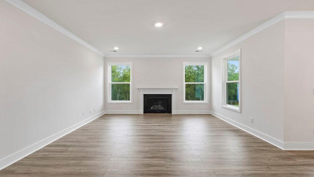Spacious, unfurnished interior of a new home in Cottonwood Ridge, Piedmont (Image 19). Spacious, unfurnished interior of a new home in Cottonwood Ridge, Piedmont (Image 19).