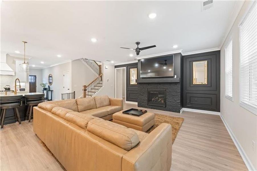 Furnished interior view inside a new home in Tapp Farm, Powder Springs (Image 3). Furnished interior view inside a new home in Tapp Farm, Powder Springs (Image 3).