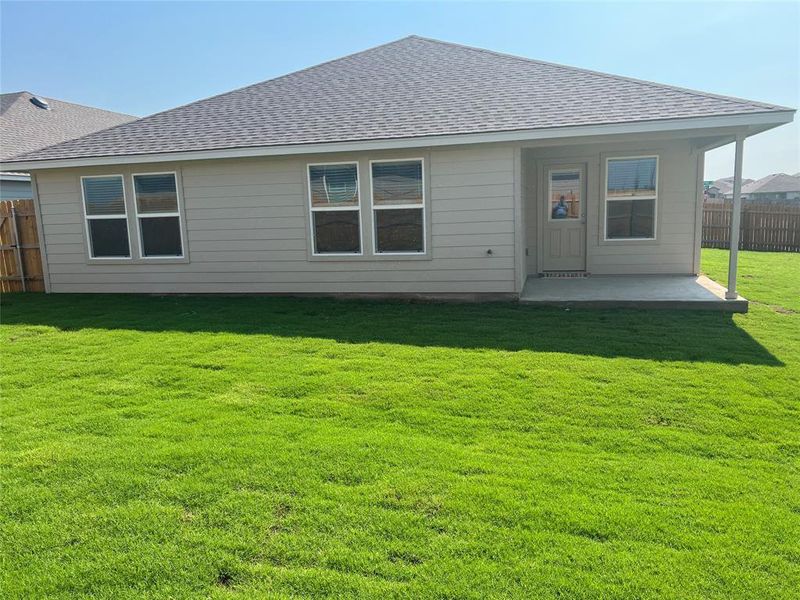Image 18 of a home in Park Meadows.