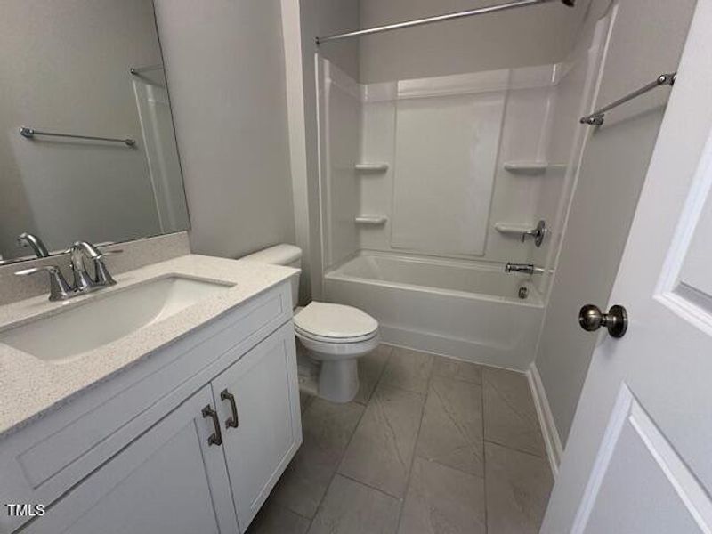 FST 689 bath 3 FST 689 bath 3