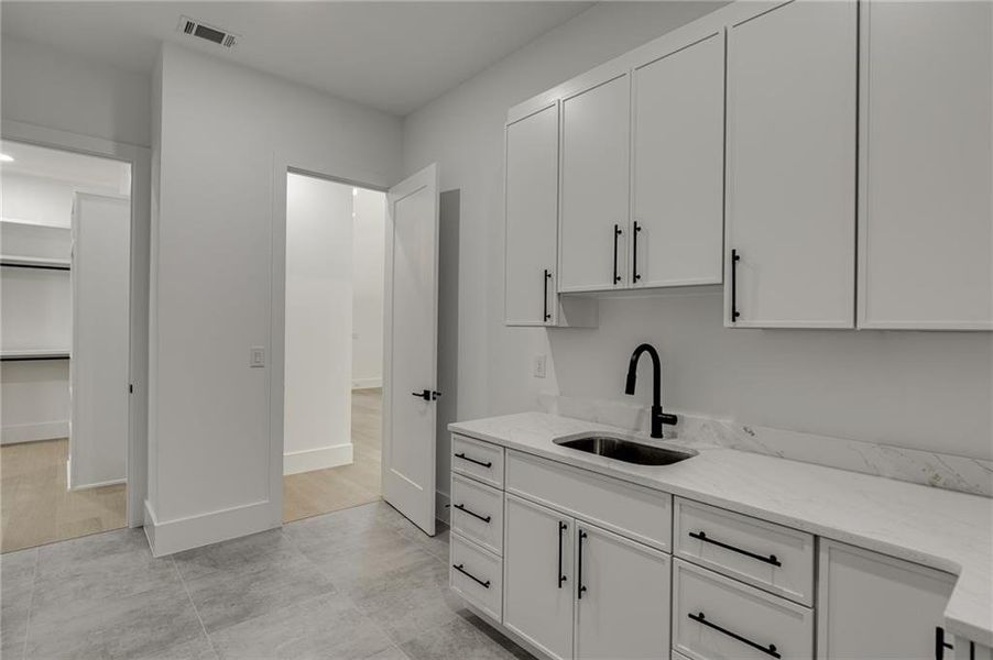 Furnished interior view inside a new home in , Gainesville (Image 16).