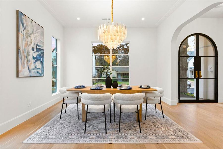 Furnished interior view inside a new home in , Dallas (Image 10).