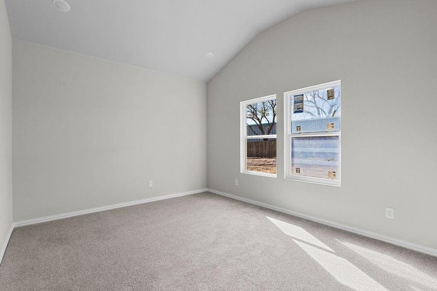 Spacious, unfurnished interior of a new home in , Fort Worth (Image 10).