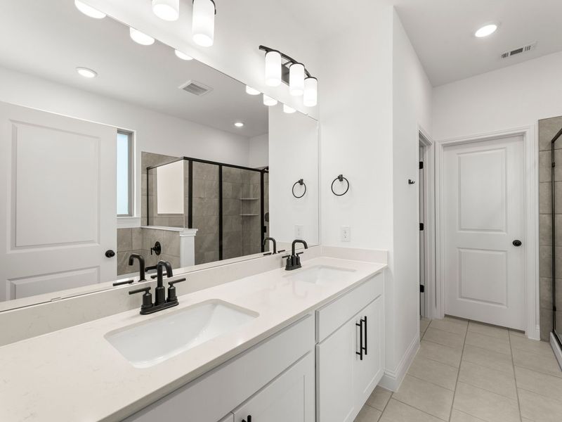Furnished interior view inside a new home in Mercer Meadows, Royse City (Image 10).