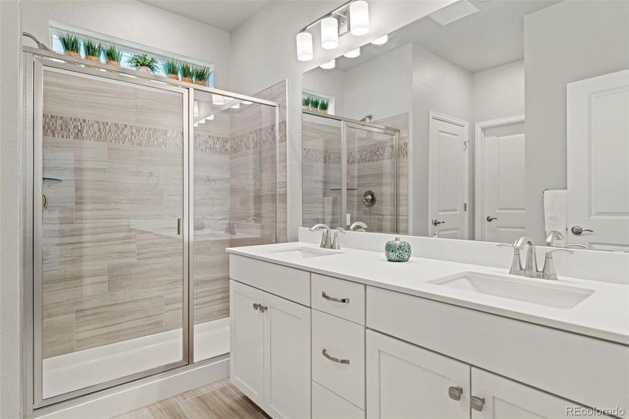 Furnished interior view inside a new home in Murphy Creek, Aurora (Image 19).