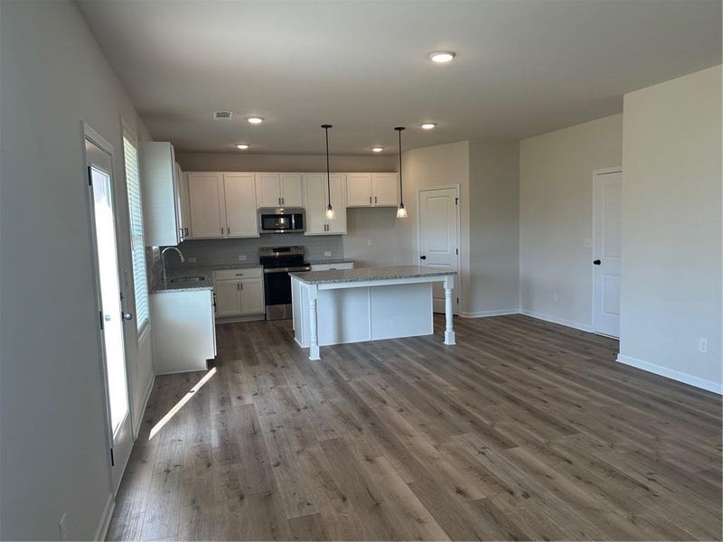 Image 24 of a home in Beckett Ranch.