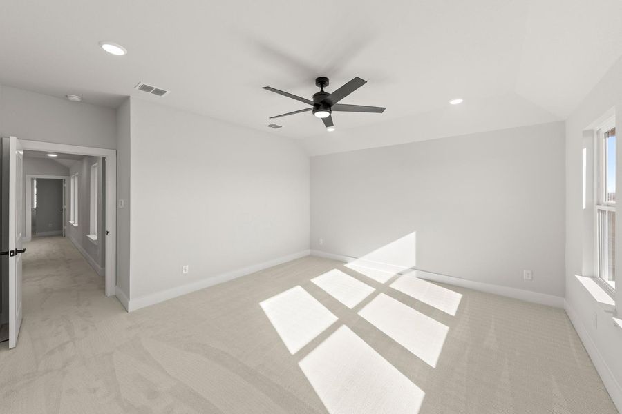 Spacious, unfurnished interior of a new home in Garden Collection at Union Park, Little Elm (Image 22). Spacious, unfurnished interior of a new home in Garden Collection at Union Park, Little Elm (Image 22).