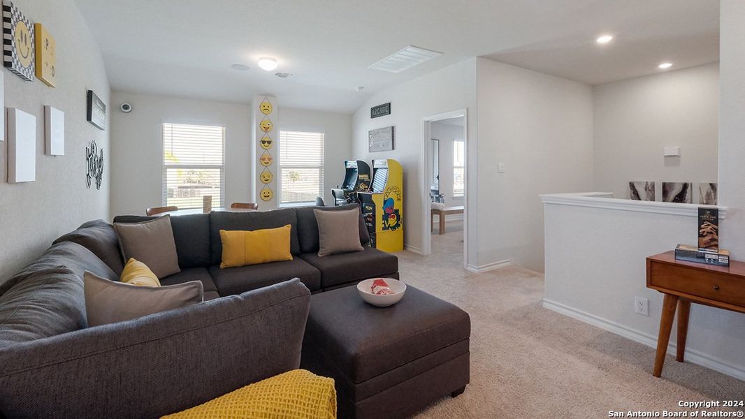 Furnished interior view inside a new home in Redbird Ranch, San Antonio (Image 9). Furnished interior view inside a new home in Redbird Ranch, San Antonio (Image 9).
