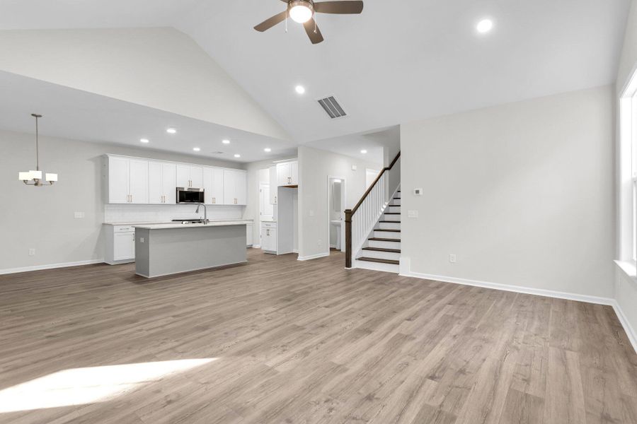Spacious, unfurnished interior of a new home in Sweetgrass Station, Summerville (Image 28).