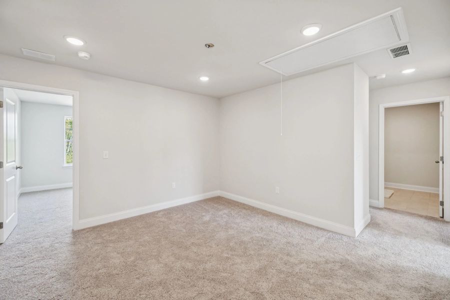 Spacious, unfurnished interior of a new home in Ascent at Arbor Ridge, La Vergne (Image 27). Spacious, unfurnished interior of a new home in Ascent at Arbor Ridge, La Vergne (Image 27).