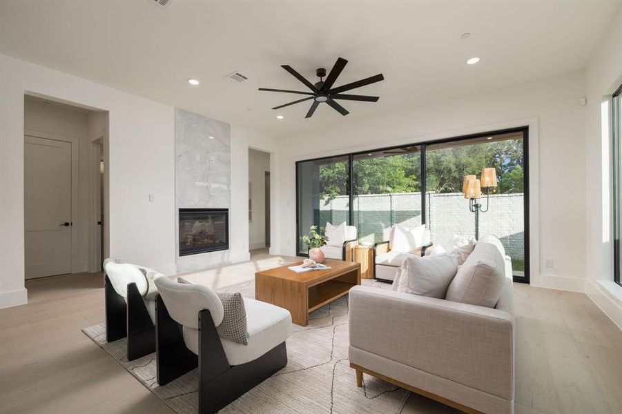 Furnished interior view inside a new home in Dove Station, Grapevine (Image 10).