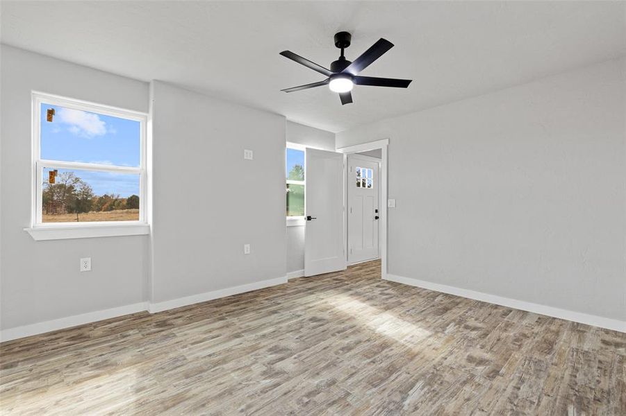 Spacious, unfurnished interior of a new home in , Winnsboro (Image 30).