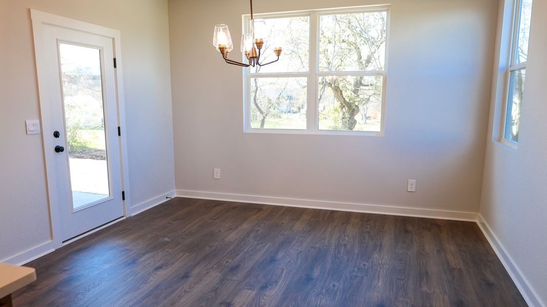 Spacious, unfurnished interior of a new home in Pottsview, Smyrna (Image 51).
