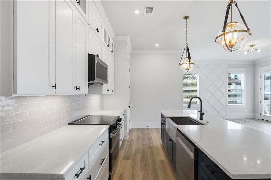 Furnished interior view inside a new home in , Braselton (Image 14).