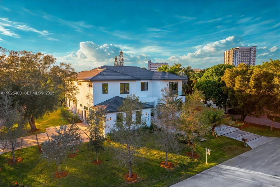 Corner lot with 3 car garage and parking for 11 cars Corner lot with 3 car garage and parking for 11 cars