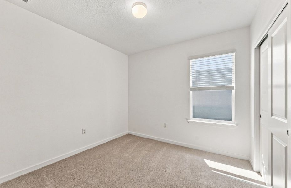 Spacious, unfurnished interior of a new home in Twisted Oaks, Wildwood (Image 13).