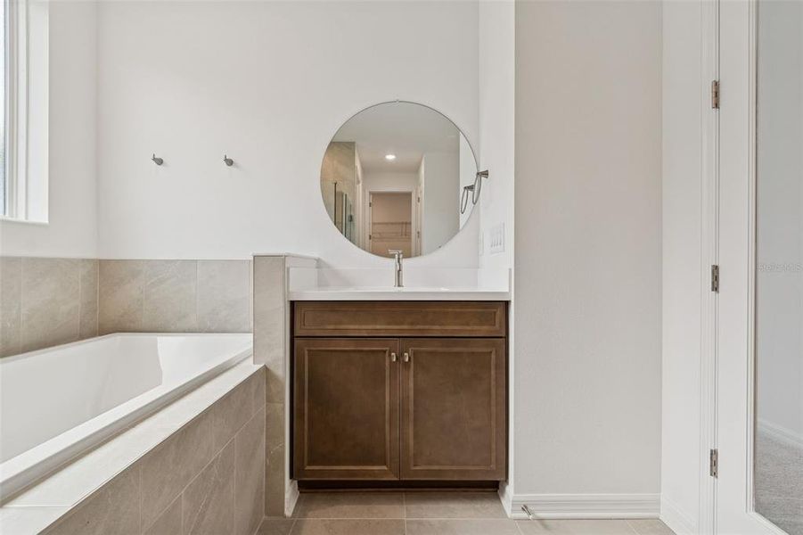 Furnished interior view inside a new home in Isles at Bayview, Parrish (Image 38). Furnished interior view inside a new home in Isles at Bayview, Parrish (Image 38).