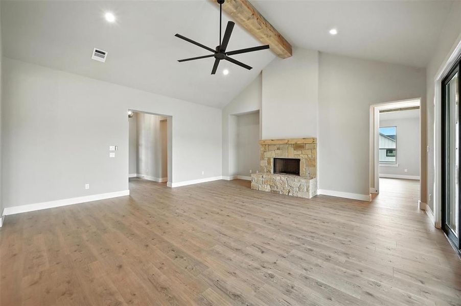 Spacious, unfurnished interior of a new home in Rocky Top Ranch, Reno (Image 28). Spacious, unfurnished interior of a new home in Rocky Top Ranch, Reno (Image 28).