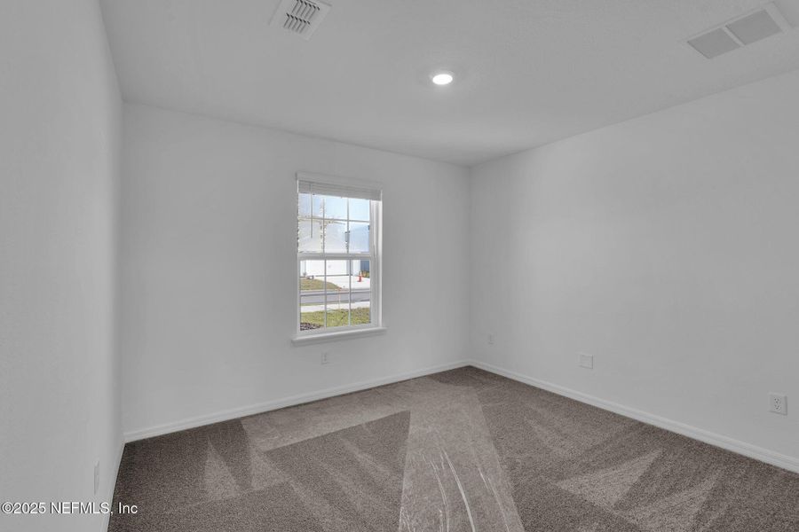 Spacious, unfurnished interior of a new home in Wells Landing, Jacksonville (Image 14).