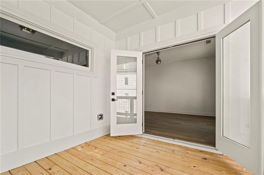 Spacious, unfurnished interior of a new home in , Atlanta (Image 23).