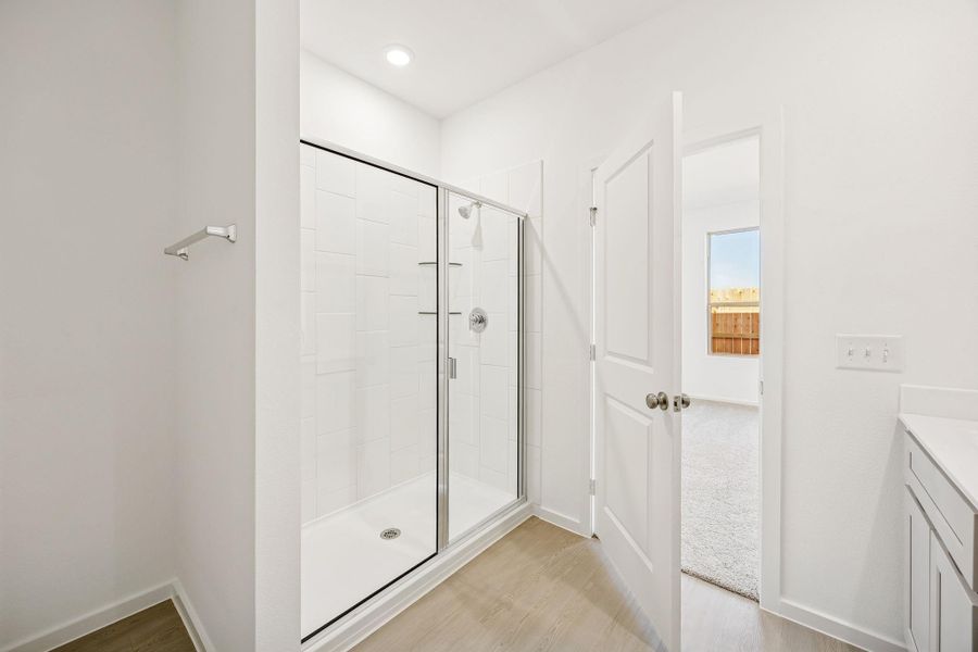 Image 20 of a home in Crosby Farms.